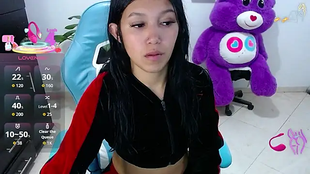 emily rosse04 online show from April 8, 2026, 2:13 am