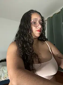 CurlyGirl 1 online show from October 21, 2025, 9:03 pm