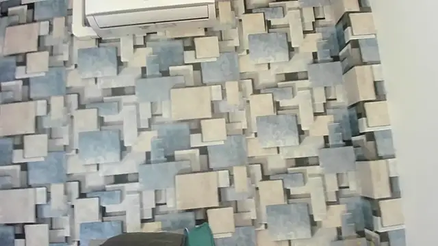 angel dthroatt online show from February 18, 2026, 12:12 pm