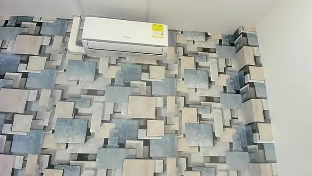 angel dthroatt online show from February 21, 2026, 12:18 pm