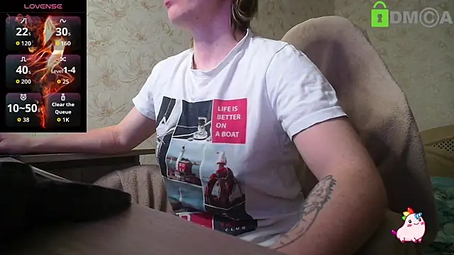 Snapshot of Alexis_Gordon chatting on May 5, 2026, 10:35 pm Alexis Gordon online show from May 5, 2026, 10:35 pm