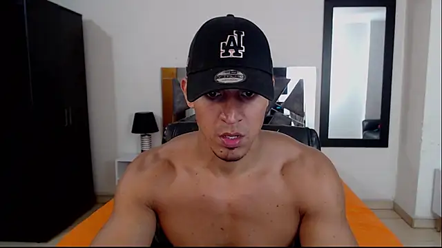 Frank heaven01 online show from September 19, 2025, 5:06 pm