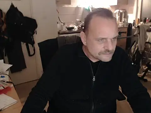 Snapshot of Jeflitschte@xh chatting on November 8, 2025, 4:27 am Jeflitschtexh online show from November 8, 2025, 4:27 am