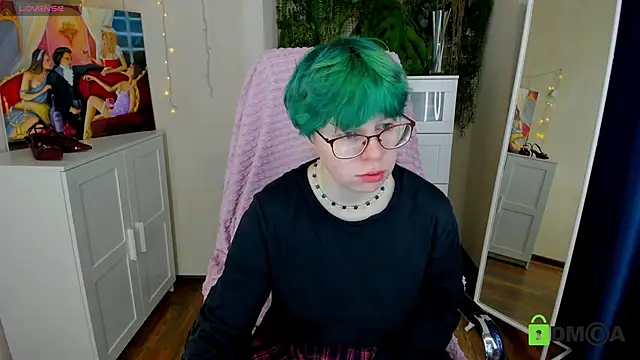 Melissa Wells online show from February 28, 2025, 8:39 pm