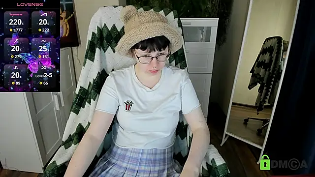 Melissa Wells online show from September 12, 2025, 10:42 pm