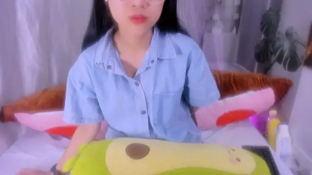 Ly   online show from March 31, 2026, 3:41 am