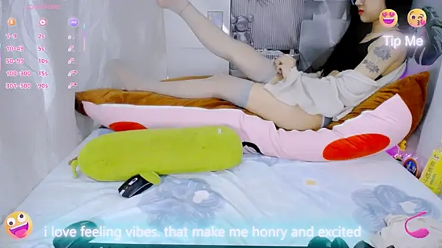 Ly   online show from March 23, 2026, 2:55 am