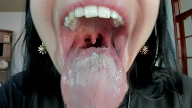 Katty mouth online show from January 18, 2025, 8:51 pm