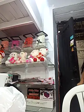 VivienAndClark online show from November 26, 2025, 5:46 pm