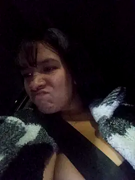 VivienAndClark online show from November 17, 2025, 3:43 am