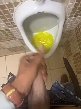 hitlar1026 online show from April 10, 2026, 7:48 am