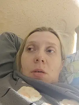 LeraSweet online show from October 18, 2025, 6:54 pm