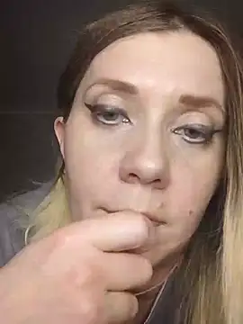 LeraSweet online show from December 31, 2024, 9:28 pm