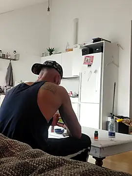 eltoulou online show from March 2, 2025, 11:30 am