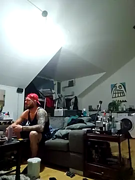 eltoulou online show from April 1, 2026, 11:12 pm