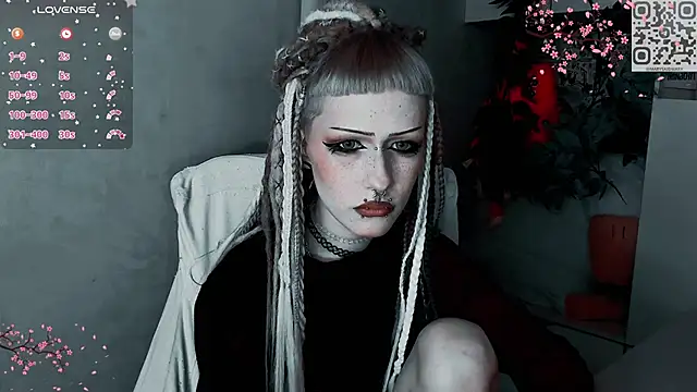 say mary online show from December 3, 2025, 5:45 pm