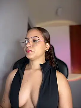 gretta kler1 online show from March 5, 2025, 2:14 am