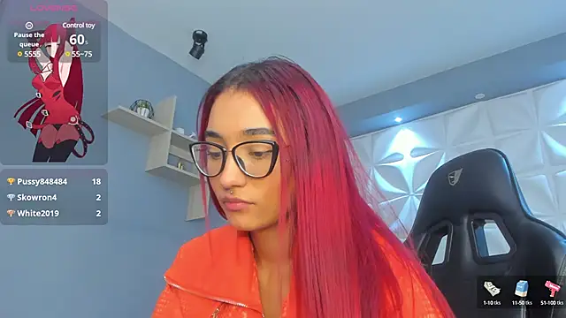 LiaWood  online show from March 6, 2025, 10:58 pm