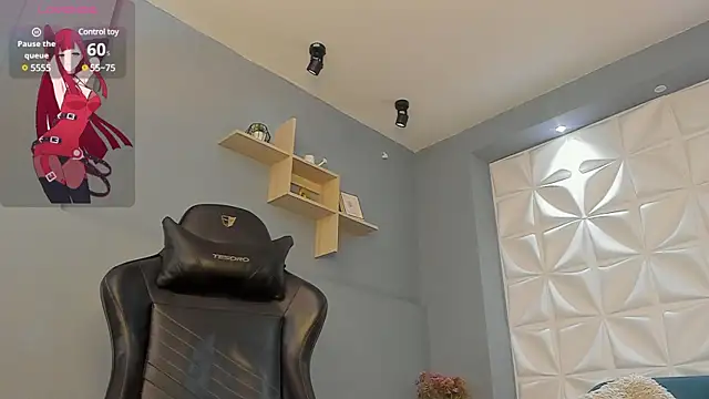 LiaWood  online show from March 7, 2025, 7:16 pm