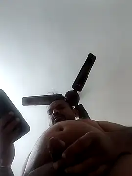 lovbombayduck11 online show from February 6, 2026, 3:35 am