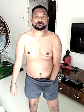 lovbombayduck11 online show from October 5, 2025, 6:59 am