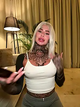 bambixboo online show from September 14, 2025, 8:09 pm