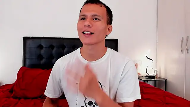 Snapshot of jaylen_and_duke chatting on March 11, 2025, 11:12 am jaylen and duke online show from March 11, 2025, 11:12 am