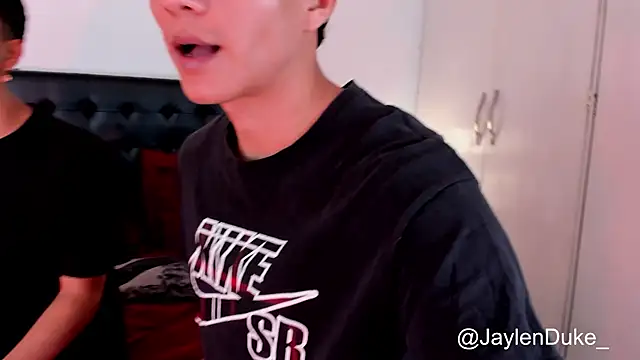 Snapshot of jaylen_and_duke chatting on September 25, 2025, 11:05 am jaylen and duke online show from September 25, 2025, 11:05 am