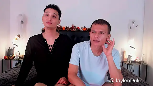Snapshot of jaylen_and_duke chatting on October 30, 2025, 11:08 am jaylen and duke online show from October 30, 2025, 11:08 am