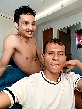 Snapshot of jaylen_and_duke chatting on September 8, 2025, 5:12 pm jaylen and duke online show from September 8, 2025, 5:12 pm