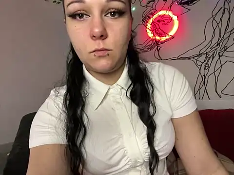 Snapshot of kinkygirl420x chatting on December 22, 2024, 4:27 pm kinkygirl420x online show from December 22, 2024, 4:27 pm