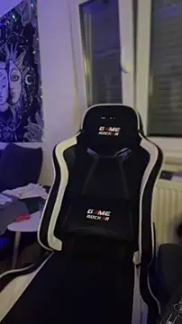 Snapshot of kinkygirl420x chatting on September 30, 2025, 8:04 pm kinkygirl420x online show from September 30, 2025, 8:04 pm