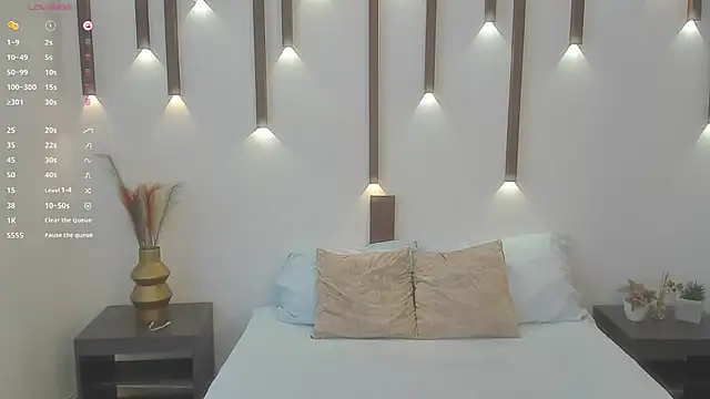 megan cooper28 online show from September 24, 2025, 12:11 pm