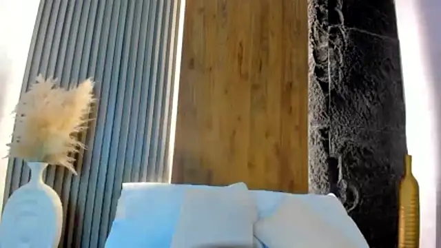 megan cooper28 online show from October 23, 2025, 12:26 pm