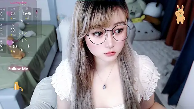 Sweet-18wanwan online show from October 17, 2025, 1:46 pm