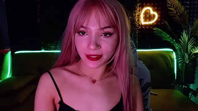 Snapshot of SandraBoyl chatting on March 20, 2025, 4:18 am SandraBoyl online show from March 20, 2025, 4:18 am