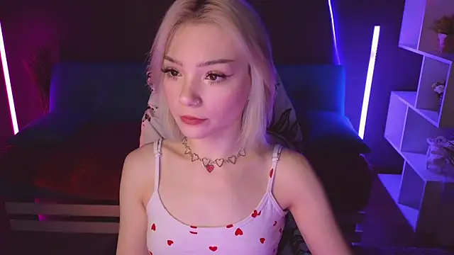 Snapshot of SandraBoyl chatting on February 9, 2025, 1:11 am SandraBoyl online show from February 9, 2025, 1:11 am