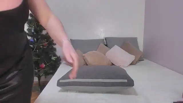 SheilaBloom online show from January 22, 2025, 10:37 pm