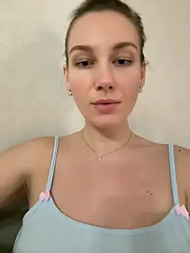 Snapshot of JasminJames chatting on February 3, 2026, 9:09 pm JasminJames online show from February 3, 2026, 9:09 pm