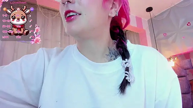 Candy morgan412 online show from December 17, 2025, 12:10 pm