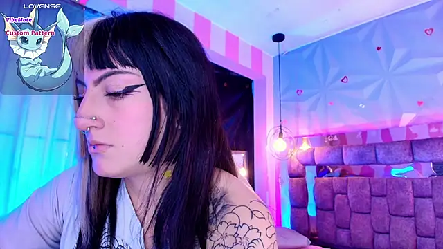Snapshot of Candy_morgan412 chatting on April 26, 2026, 12:46 pm Candy morgan412 online show from April 26, 2026, 12:46 pm