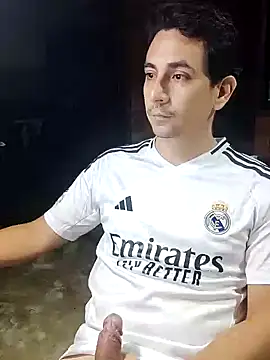 Snapshot of Rejy1992 chatting on January 17, 2025, 4:06 am Rejy1992 online show from January 17, 2025, 4:06 am