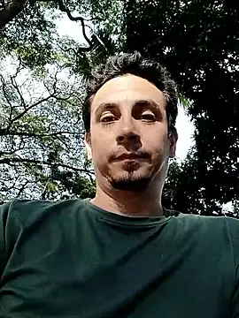 Snapshot of Rejy1992 chatting on November 11, 2025, 8:36 pm Rejy1992 online show from November 11, 2025, 8:36 pm