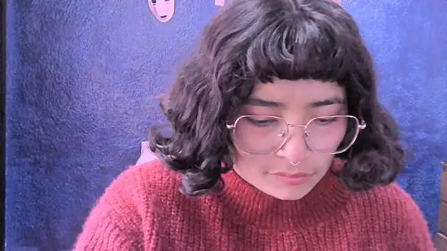 NinaYellow online show from January 11, 2025, 2:36 pm