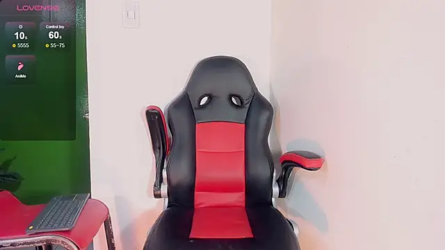 Amanda Cax online show from February 6, 2025, 8:23 pm