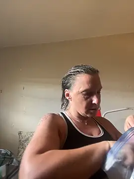 Snapshot of Everlyrose27 chatting on September 18, 2025, 6:33 pm Everlyrose27 online show from September 18, 2025, 6:33 pm