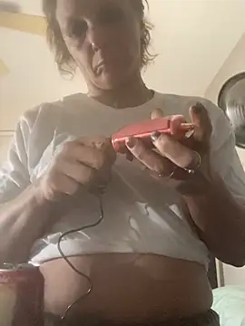 Snapshot of Everlyrose27 chatting on January 12, 2025, 10:54 pm Everlyrose27 online show from January 12, 2025, 10:54 pm