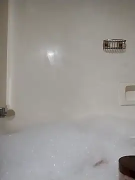 Snapshot of Everlyrose27 chatting on January 9, 2026, 2:46 pm Everlyrose27 online show from January 9, 2026, 2:46 pm