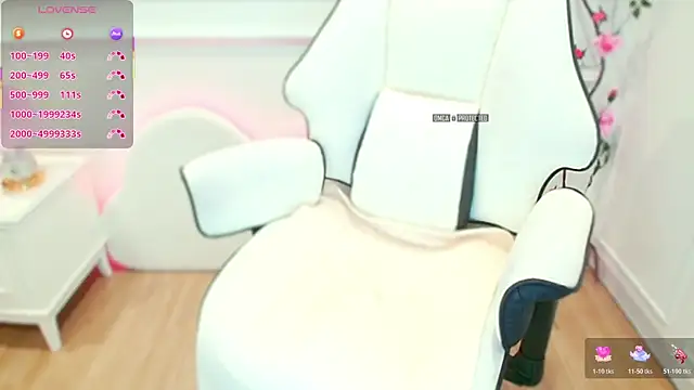 Snapshot of PimChanOK chatting on June 21, 2026, 12:00 pm PimChanOK online show from June 21, 2026, 12:00 pm