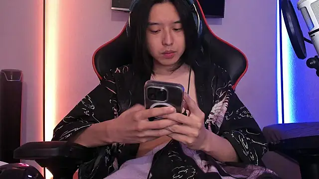 wexlee7 online show from September 9, 2025, 12:43 am